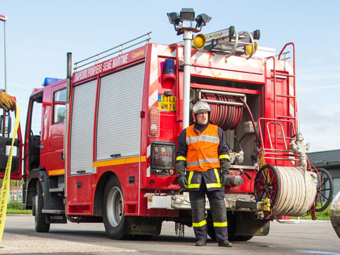 Apprenez à reconnaître les camions et véhicules pompiers que vous
